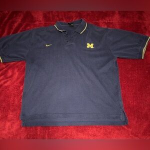 Nike Navy Polo Shirt with Yellow M and Yellow Trim